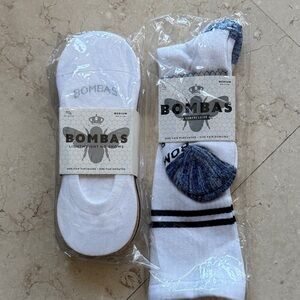 Bombas NWT Unisex 1pr compression & 1-4pk no show SZ:M CLR: BLK, WHT, Tan, Gry